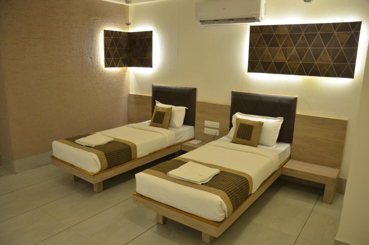 Apple Residency Hotel Patan  Exterior foto