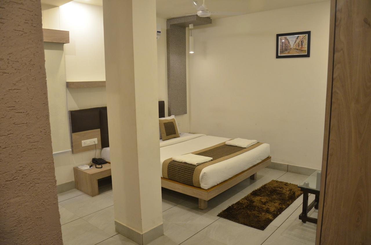 Apple Residency Hotel Patan  Exterior foto