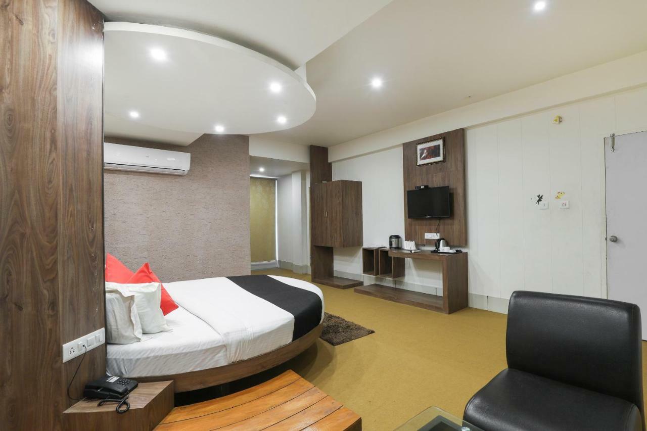 Apple Residency Hotel Patan  Exterior foto