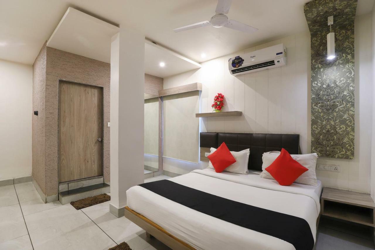 Apple Residency Hotel Patan  Exterior foto
