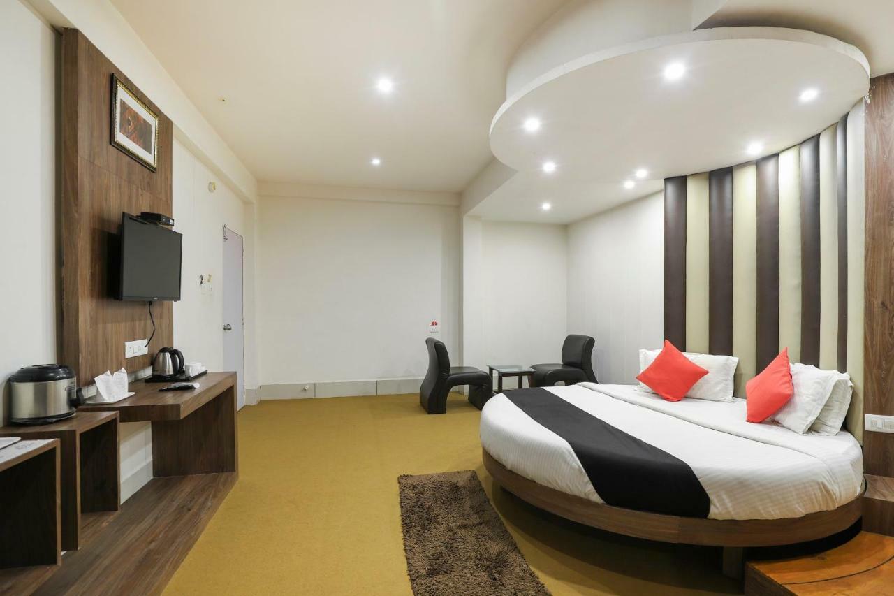Apple Residency Hotel Patan  Exterior foto