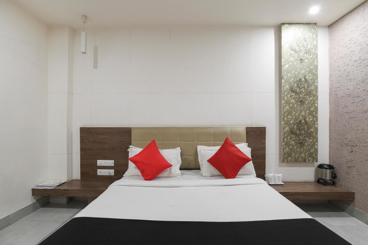 Apple Residency Hotel Patan  Exterior foto